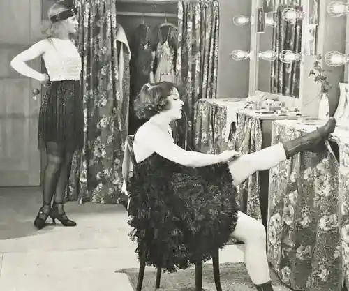 The Chorus Girl's Romance photo