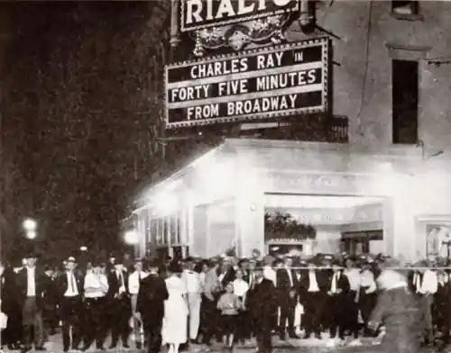 45 Minutes from Broadway photo