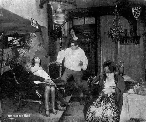Das Haus zum Mond photo