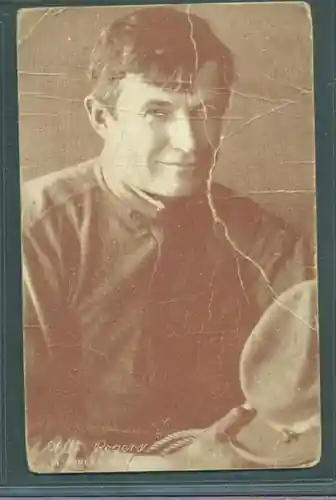 Honest Hutch photo