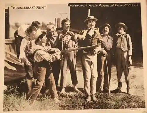 Huckleberry Finn scene