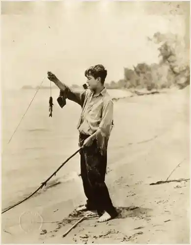 Huckleberry Finn scene