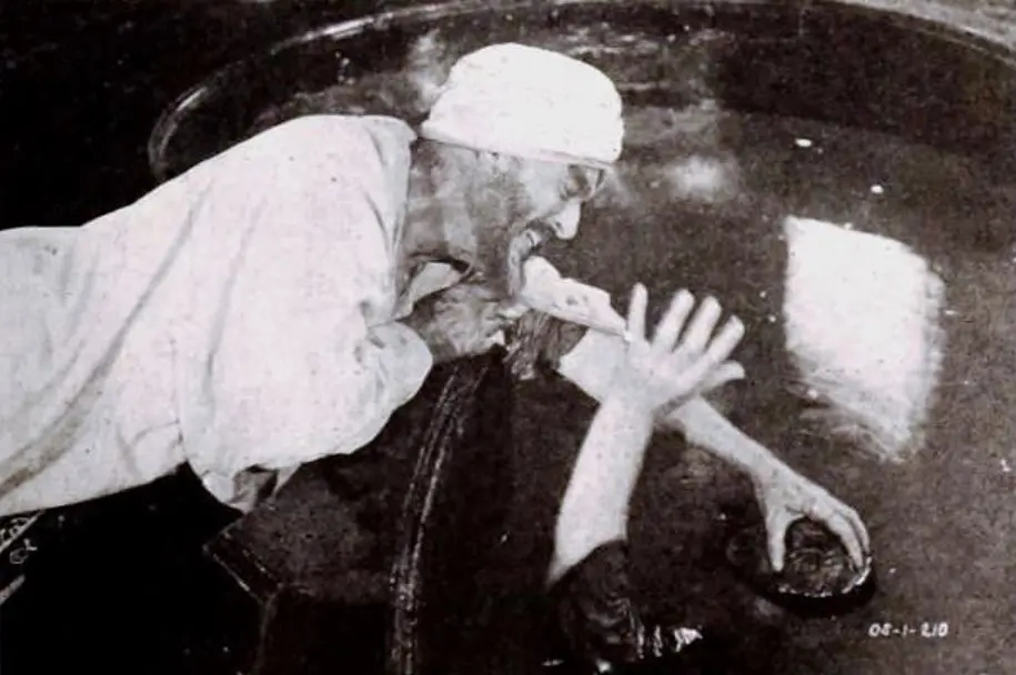 Kismet scene