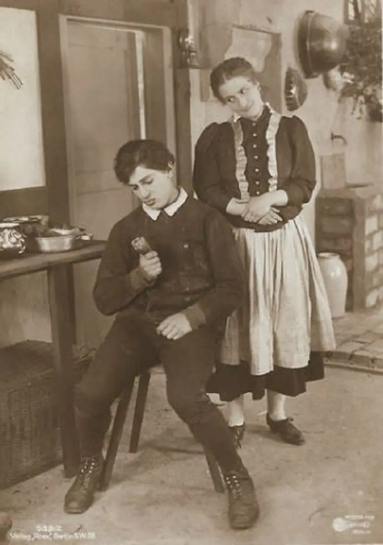 Kohlhiesel's Daughters scene