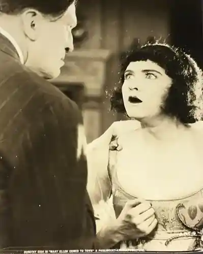 Mary Ellen Comes to Town photo