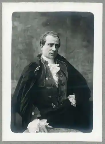 Quatre-vingt-treize scene