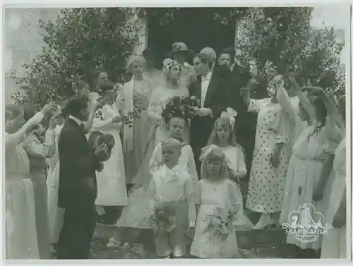 Thora van Deken scene