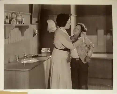 The Old Nest photo