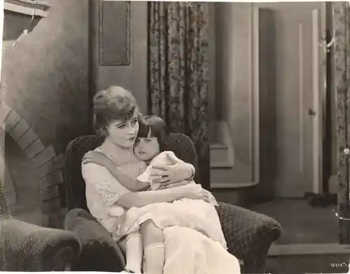 The Cradle scene