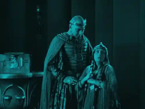 The Loves of Pharaoh scene