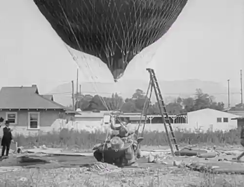 The Balloonatic scene