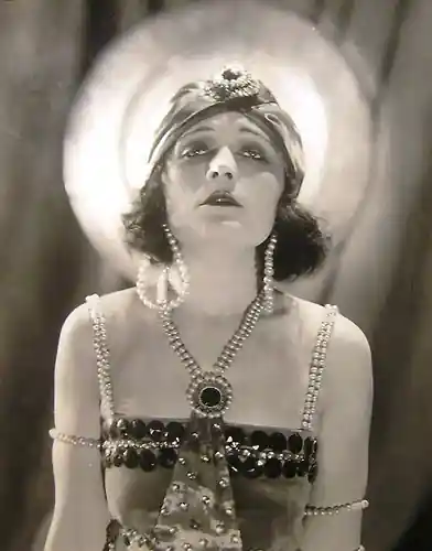 Bella Donna scene