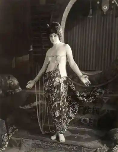 Chu-Chin-Chow photo