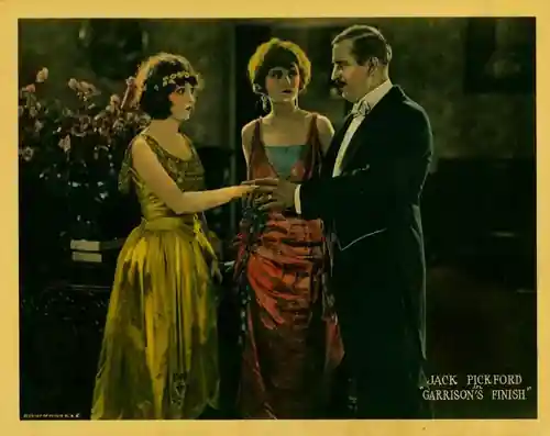 Garrison's Finish scene