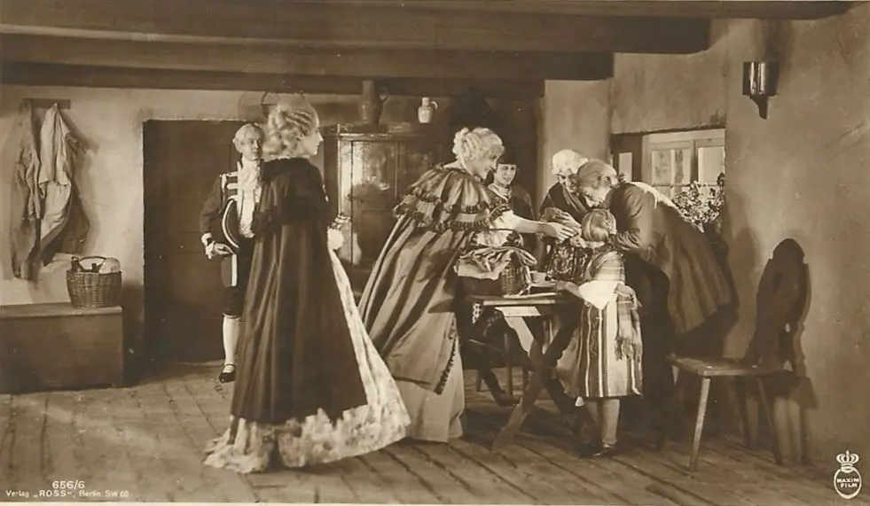 Die Liebe einer Königin scene