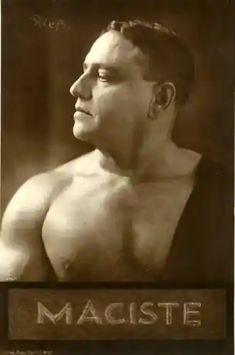Maciste contro Maciste scene