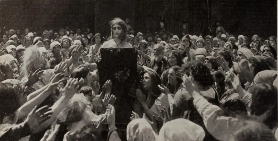 Monna Vanna scene