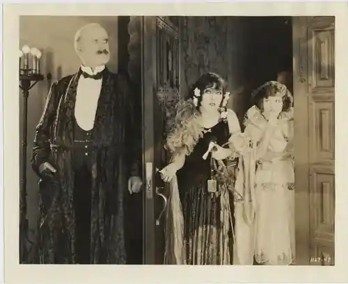 Prodigal Daughters scene