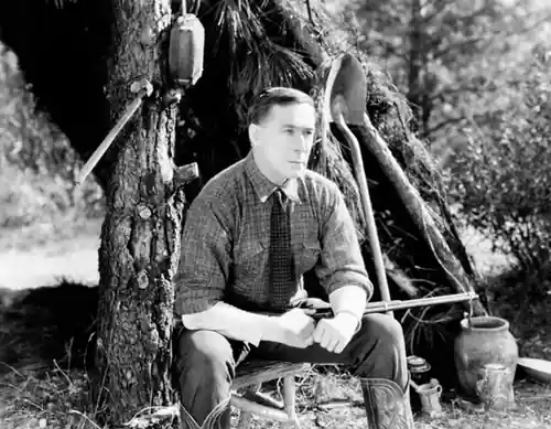 Singer Jim McKee photo