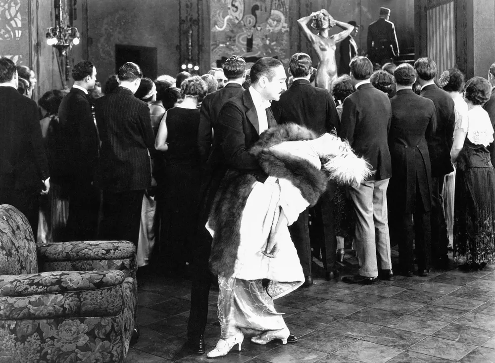 A Woman of Paris: A Drama of Fate scene