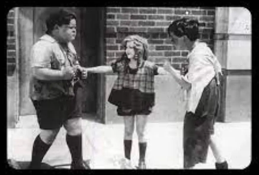 Alice the Peacemaker scene 1