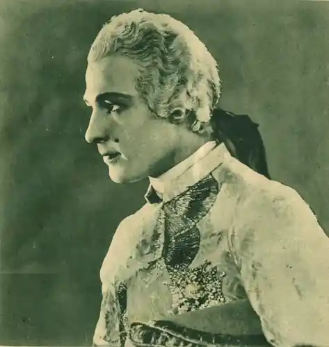 Monsieur Beaucaire photo