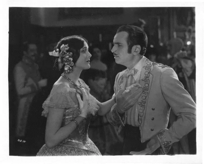 Don Q Son of Zorro