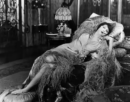 The Heart of a Siren scene