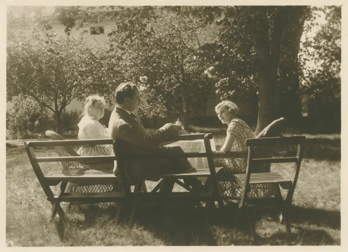 Hennes lilla majestät scene