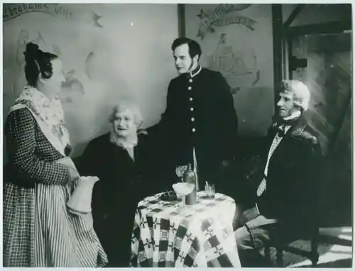 Ett köpmanshus i skärgården photo