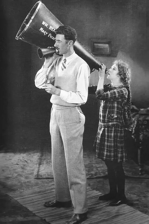 Little Annie Rooney scene