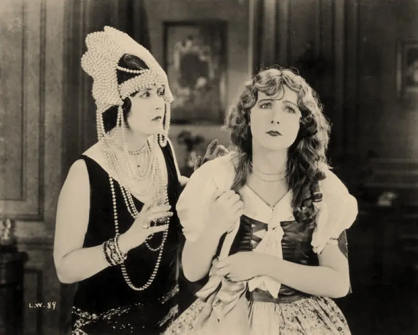 Lying Wives scene