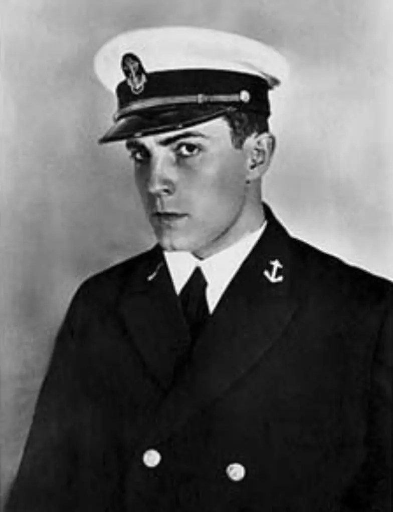 The Midshipman scene