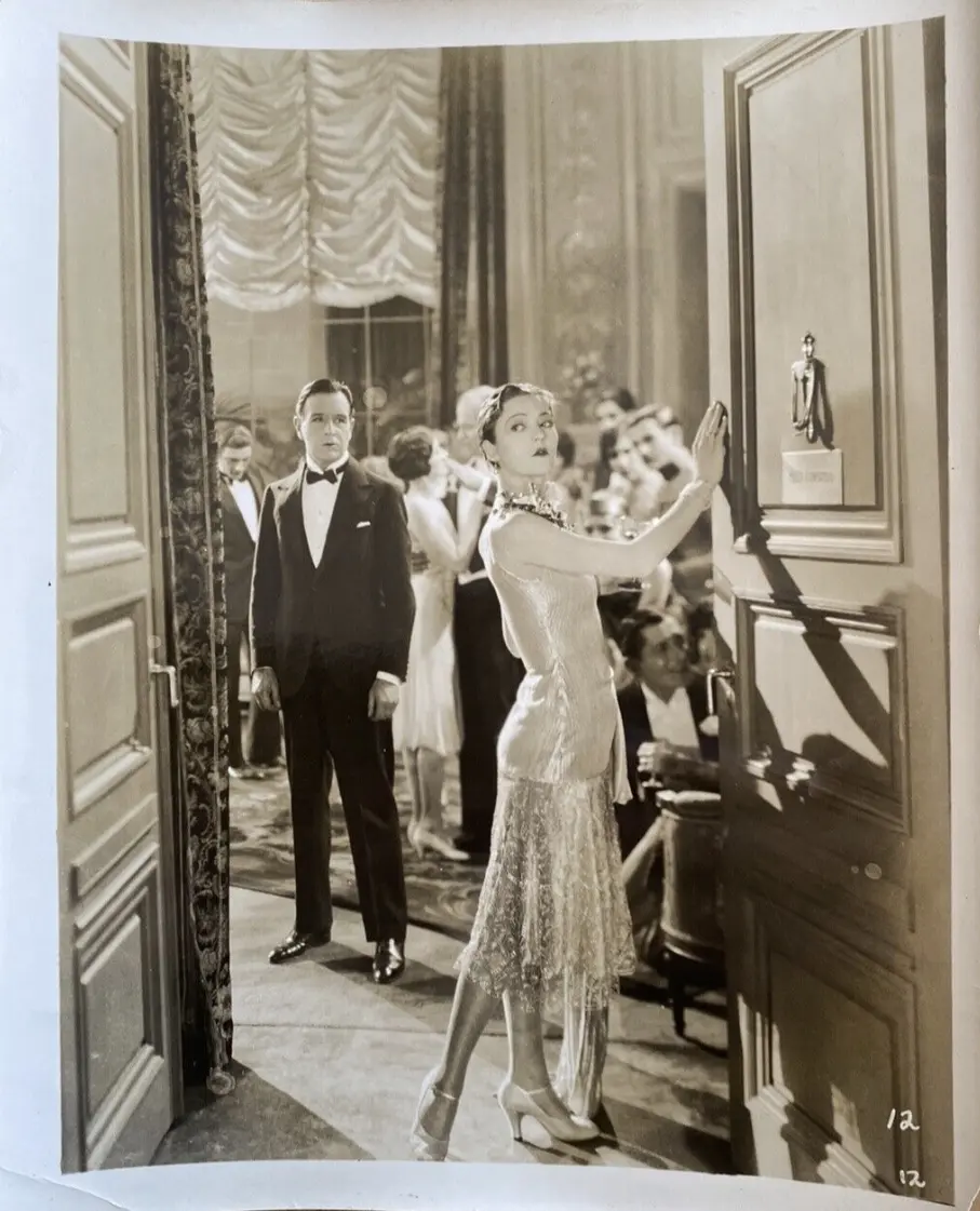 The Dancer of Paris scene