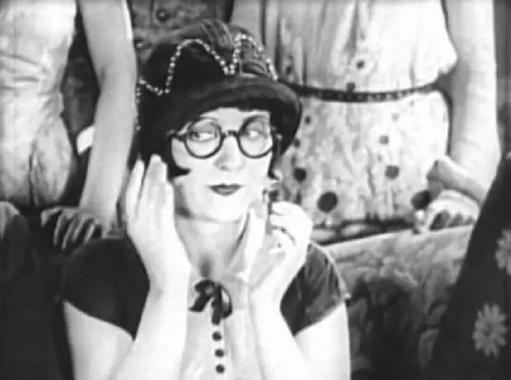 Flirty Four-Flushers scene
