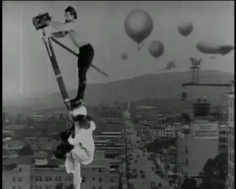 45 Minutes from Hollywood photo