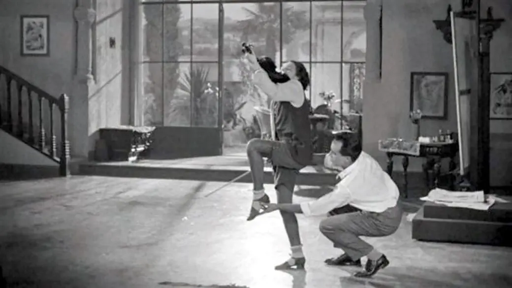 The Violinist of Florence scene