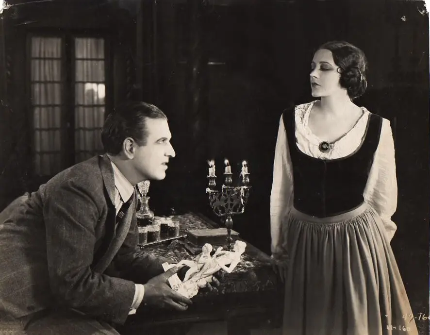 The Girl from Montmartre scene