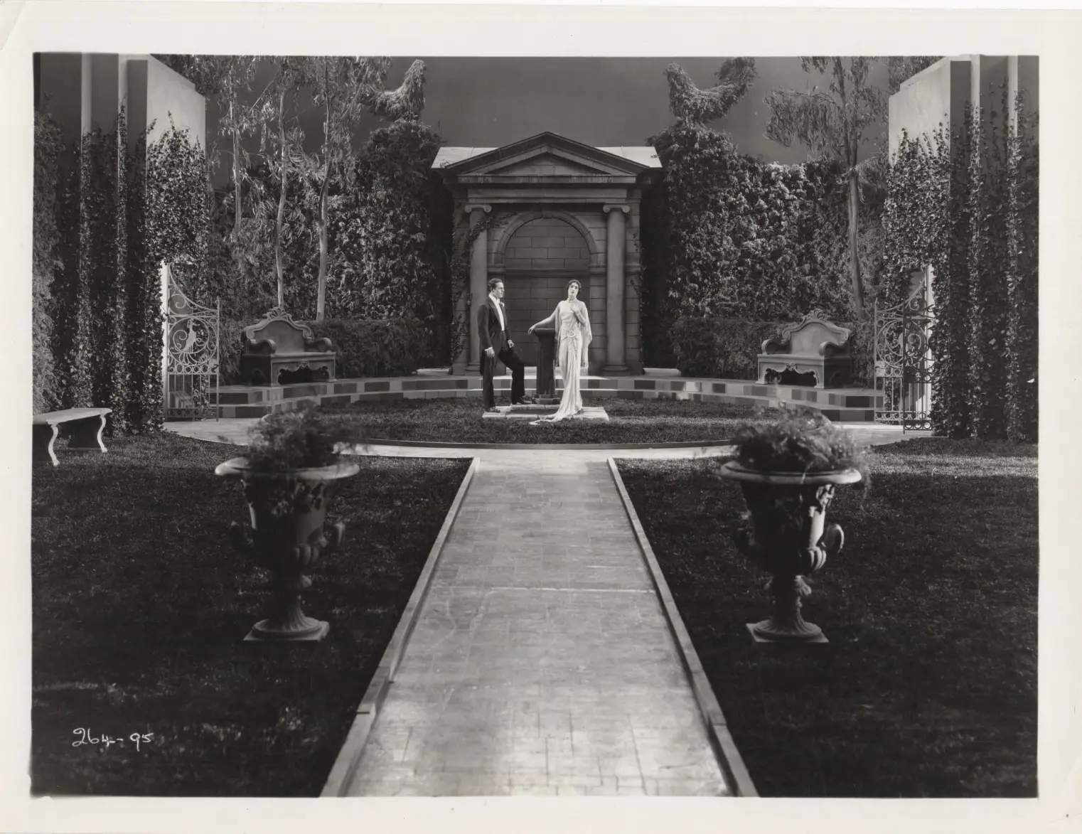 Love's Blindness scene