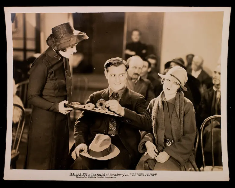 The Angel of Broadway scene