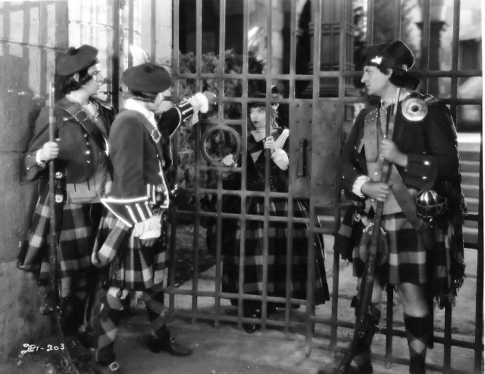 Annie Laurie scene