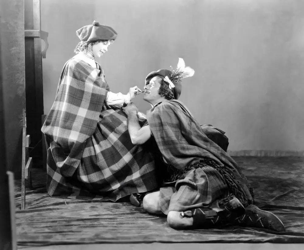 Annie Laurie scene