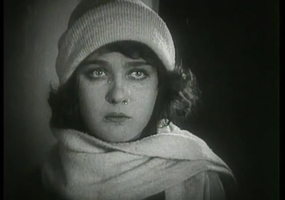 The Girl with the Hat Box photo