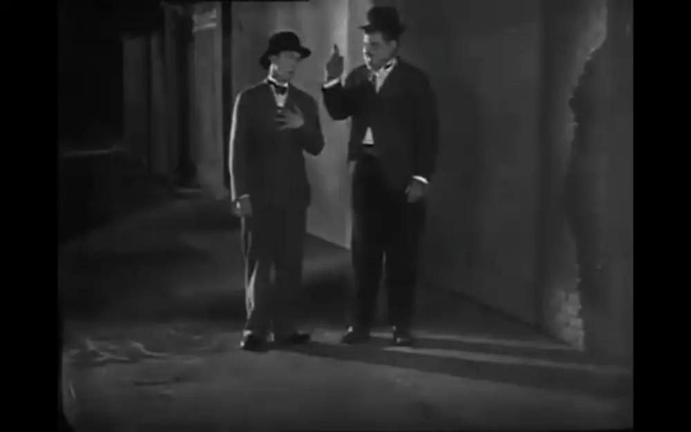 Do Detectives Think? photo