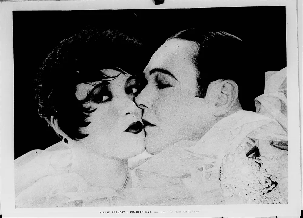 Getting Gertie's Garter scene