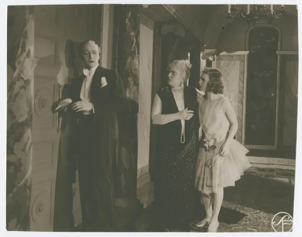 Hans engelska fru photo