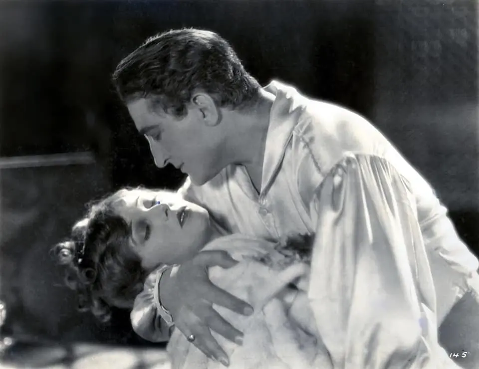 The Lady in Ermine scene