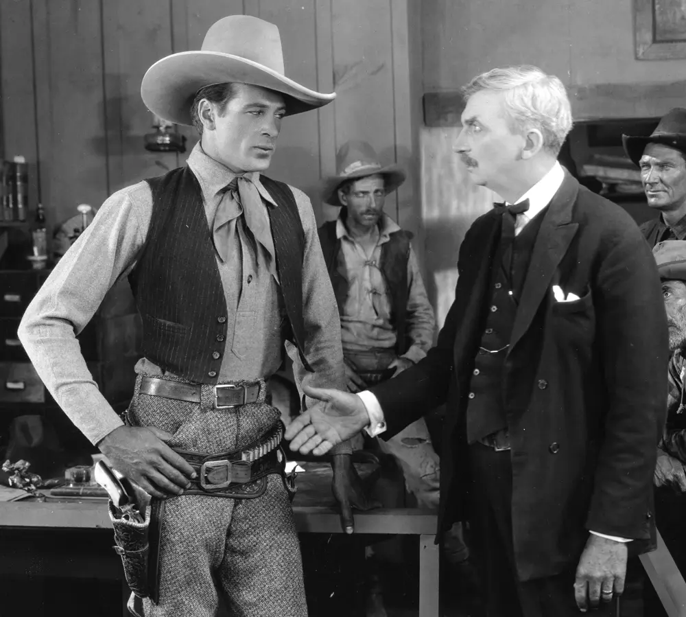 The Last Outlaw scene