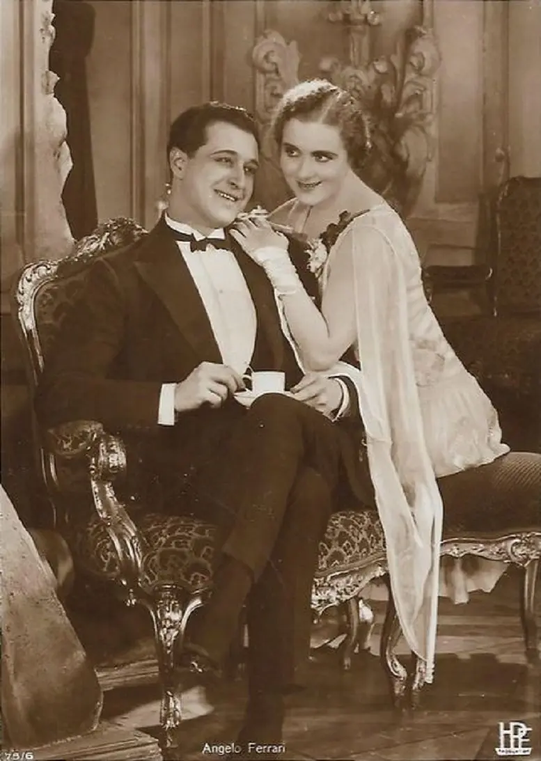 Meine Tante - deine Tante photo