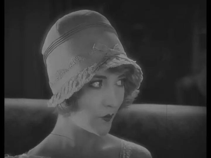 Say It with Diamonds scene
